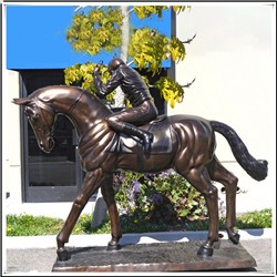 骑马雕塑图片