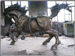六米铜马雕塑