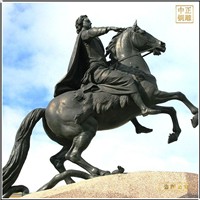 人骑马铜雕塑